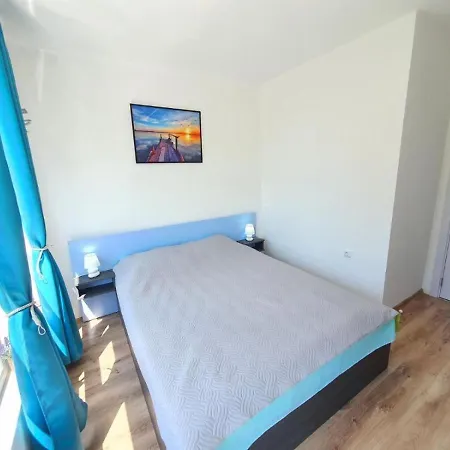 Neptun-blue Apartamento